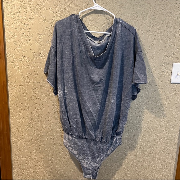 Free People Tshirt Bodysuit - Picture 1 of 3